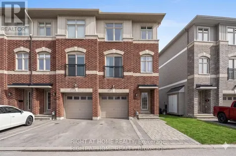 161 Camden Private Ottawa ON K2J 6J1