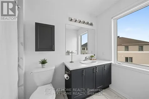 161 Camden Private Ottawa ON K2J 6J1