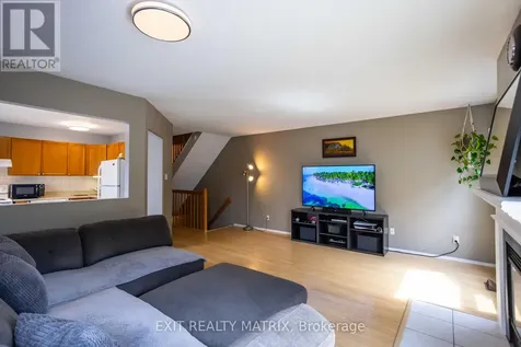 1521 Briarfield Crescent Ottawa ON K4A 1Z9