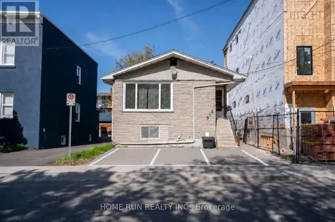313 Savard Avenue Ottawa ON K1L 7S1