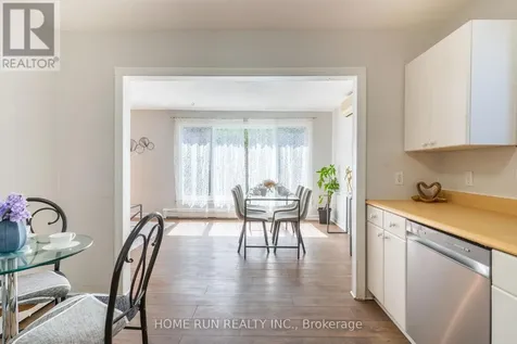 313 Savard Avenue Ottawa ON K1L 7S1