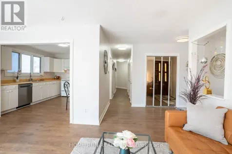 313 Savard Avenue Ottawa ON K1L 7S1