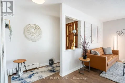 313 Savard Avenue Ottawa ON K1L 7S1