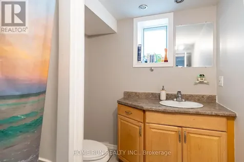 313 Savard Avenue Ottawa ON K1L 7S1