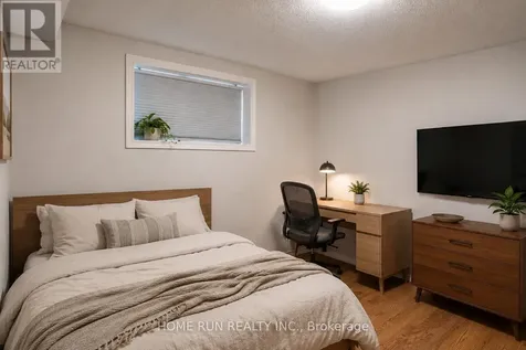 313 Savard Avenue Ottawa ON K1L 7S1