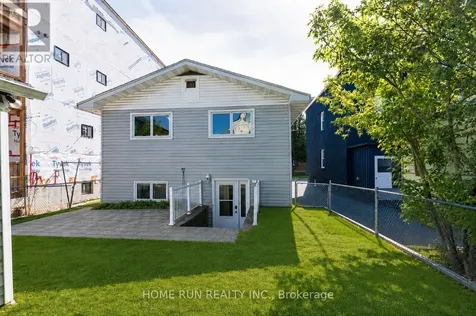 313 Savard Avenue Ottawa ON K1L 7S1