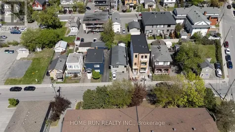 313 Savard Avenue Ottawa ON K1L 7S1