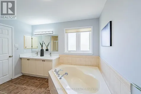 60 Wilderness Way Ottawa ON K2S 2E3