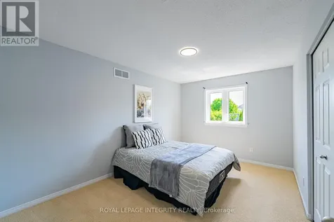 60 Wilderness Way Ottawa ON K2S 2E3