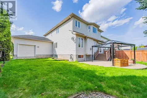 60 Wilderness Way Ottawa ON K2S 2E3