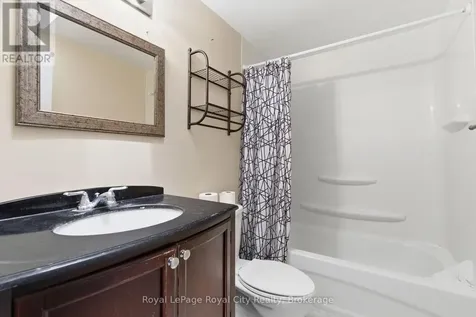 11 Sagewood Place Guelph (kortright West) ON N1G 3M8