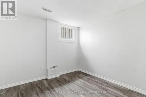 11 Sagewood Place Guelph (kortright West) ON N1G 3M8