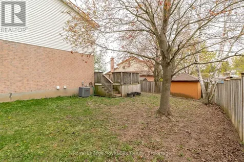 11 Sagewood Place Guelph (kortright West) ON N1G 3M8