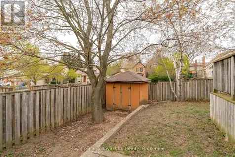 11 Sagewood Place Guelph (kortright West) ON N1G 3M8