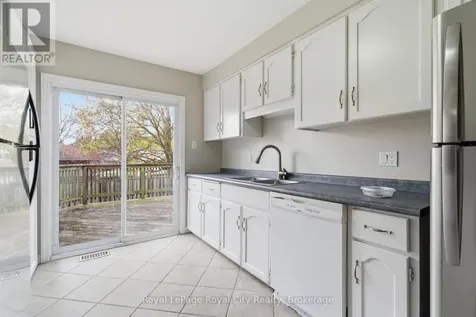 11 Sagewood Place Guelph (kortright West) ON N1G 3M8