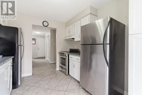 11 Sagewood Place Guelph (kortright West) ON N1G 3M8