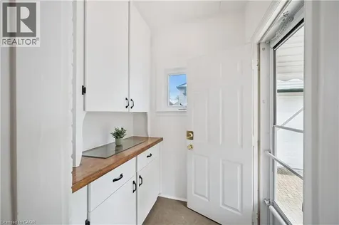 188 Wentworth Avenue Kitchener ON N2M 3S4