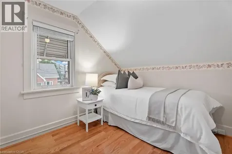 188 Wentworth Avenue Kitchener ON N2M 3S4