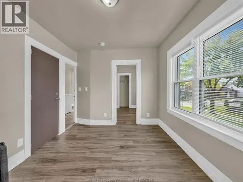 669 Park Street West Windsor ON N9A 5V7