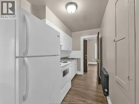 669 Park Street West Windsor ON N9A 5V7