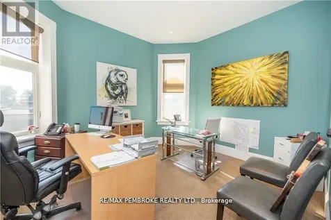 464 Pembroke Street West Pembroke ON K8A 5N9
