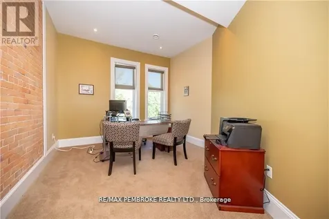 464 Pembroke Street West Pembroke ON K8A 5N9