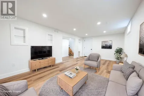 22 Charlotte Crescent Kitchener ON N2B 2K3