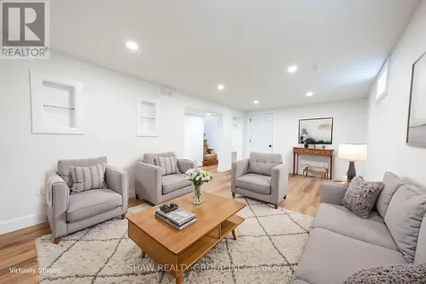 22 Charlotte Crescent Kitchener ON N2B 2K3