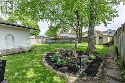 22 Charlotte Crescent Kitchener ON N2B 2K3