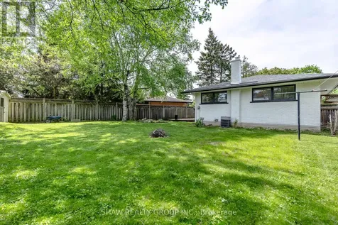 22 Charlotte Crescent Kitchener ON N2B 2K3