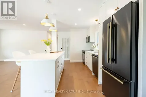 22 Charlotte Crescent Kitchener ON N2B 2K3