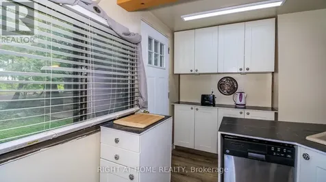 300 Albin Road Tay ON L0K 2C0