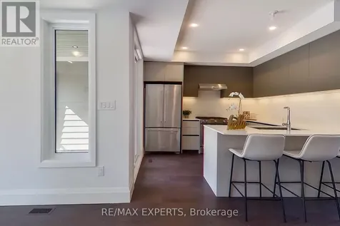 7 Julia Circle Wasaga Beach ON L9Z 2M4