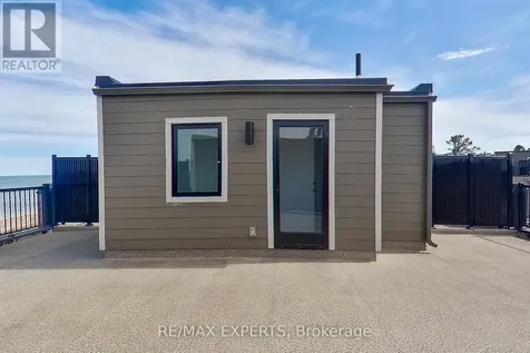 7 Julia Circle Wasaga Beach ON L9Z 2M4