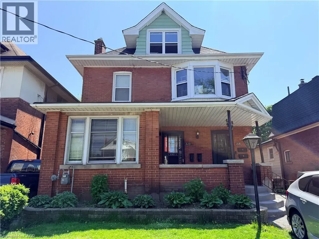 220 Maplewood Avenue Hamilton ON L8M 1X8