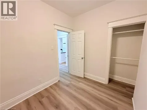 220 Maplewood Avenue Hamilton ON L8M 1X8