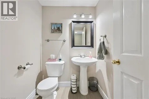 973 Creekside Drive Waterloo ON N2V 2W5