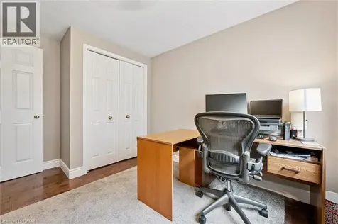 973 Creekside Drive Waterloo ON N2V 2W5