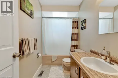224 Erindale Crescent Cambridge ON N3C 3E8