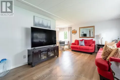 21 Hawthorne Drive Innisfil ON L9S 1P7
