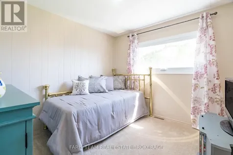 21 Hawthorne Drive Innisfil ON L9S 1P7
