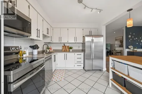 24 Westcliffe Road Ottawa ON K2H 7X4
