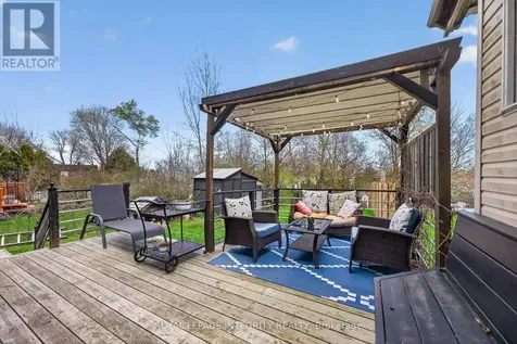 24 Westcliffe Road Ottawa ON K2H 7X4