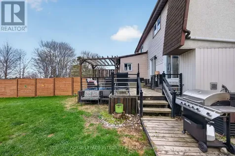 24 Westcliffe Road Ottawa ON K2H 7X4