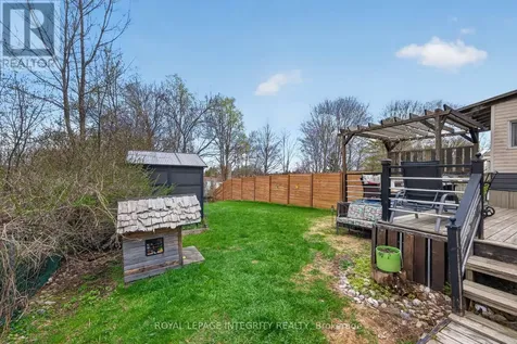 24 Westcliffe Road Ottawa ON K2H 7X4