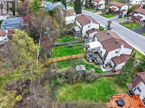 24 Westcliffe Road Ottawa ON K2H 7X4