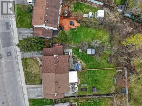 24 Westcliffe Road Ottawa ON K2H 7X4