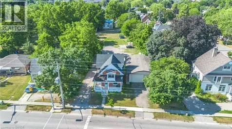 816 Colborne Street East Brantford ON N3S 3S4