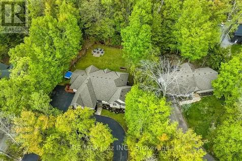 72 Sumcot Drive Trent Lakes ON K9J 6X2