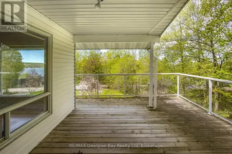 125 Gilwood Park Drive Penetanguishene ON L9M 1Z1